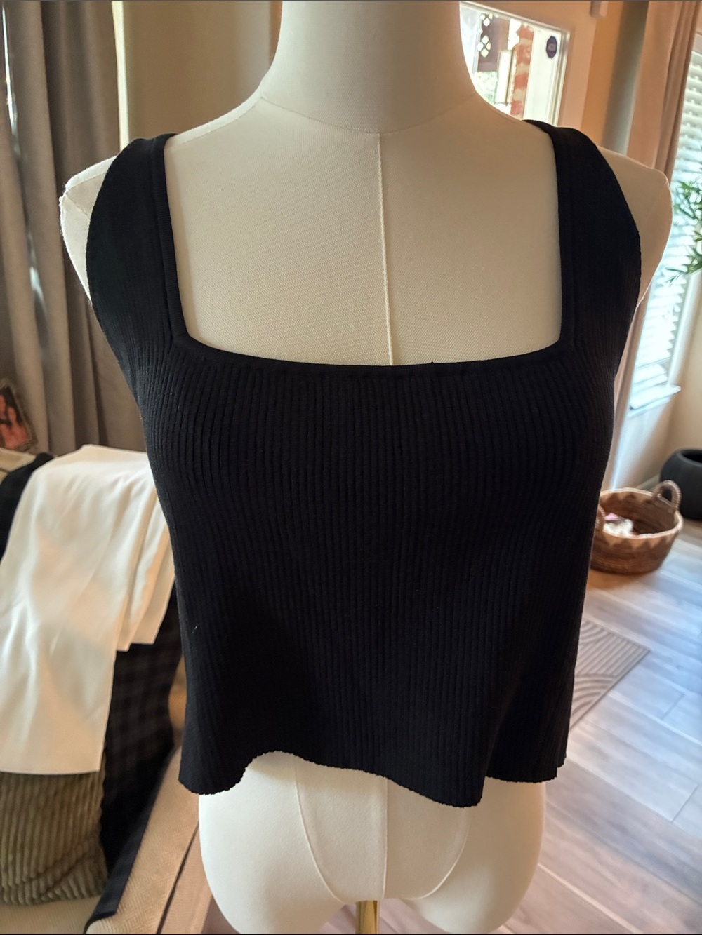 Lita Black Ribbed Square-Neck Tank Top NWOT XL 12 14 cropped soft closet staple